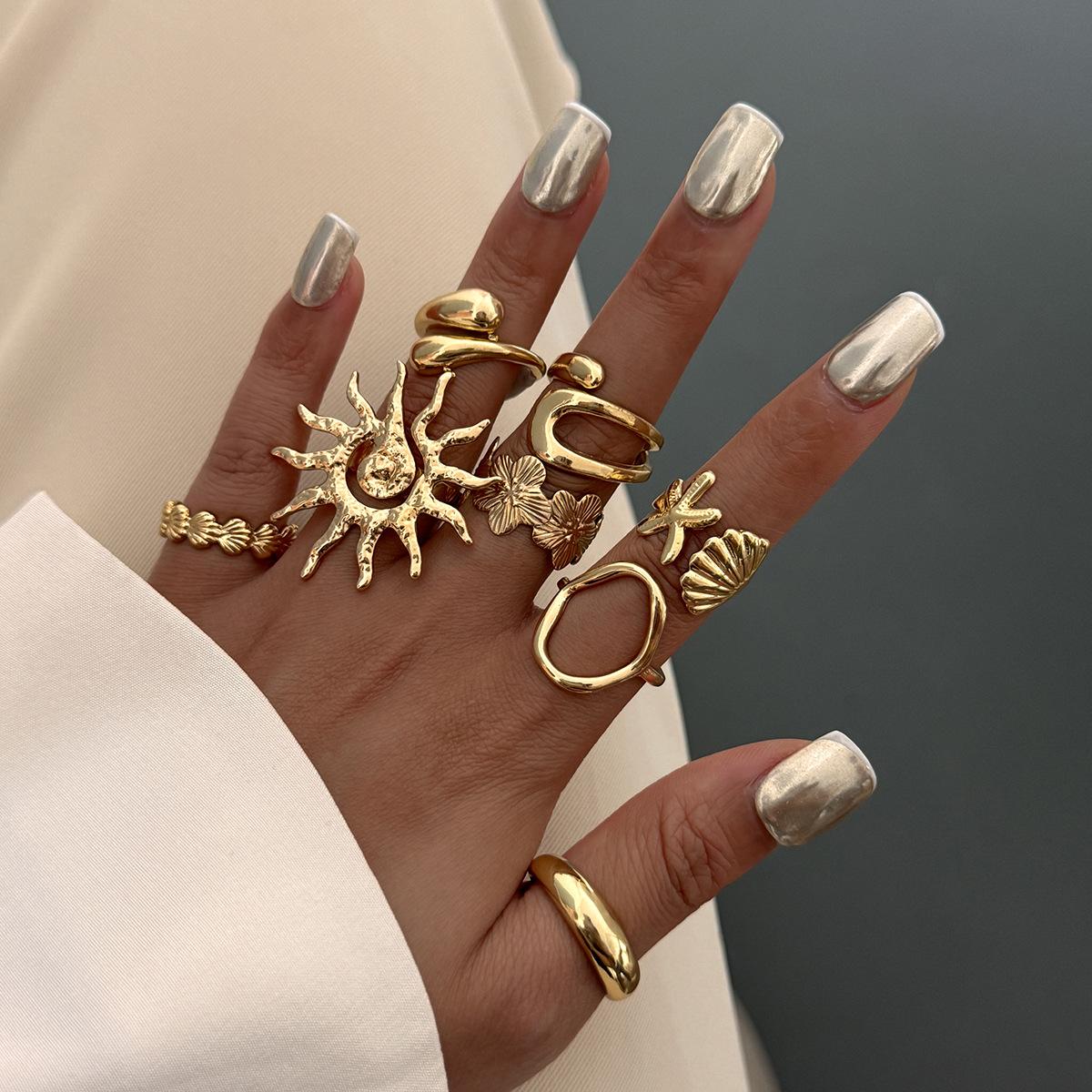 

DIEZI One Set Vintage Fashion Sweet Cool Flower Pearl Knuckle Rings For Women Men Bohemian Gold Color Open Joint Ring Jewelry