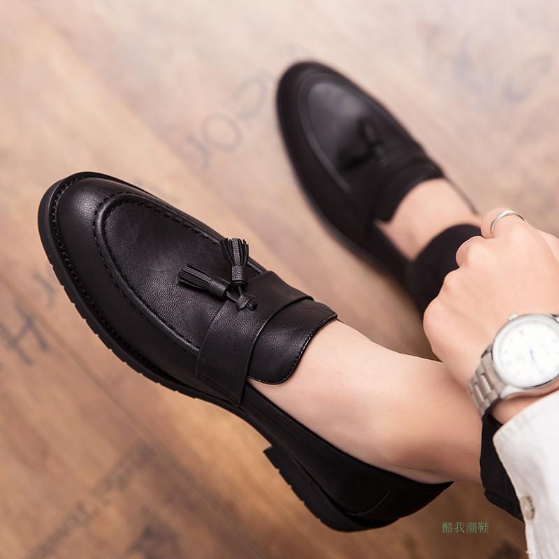 Autumn and winter casual small leather shoes youth pointed lazy shoes heightening hair stylist night show