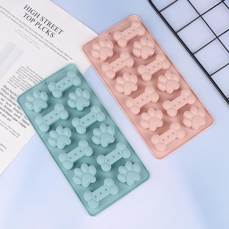 Silicone Puppy Dog Paw Bone Molds Elegant Chocolate Cookie Mold For Baking Non-Stick Dog Treat Molds Suitable For Microwave Oven