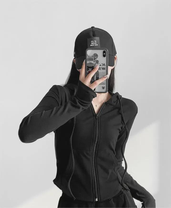 Maillard Women's Slim Hooded Jacket - Long-Sleeved Trendy Outerwear for Autumn and Winter