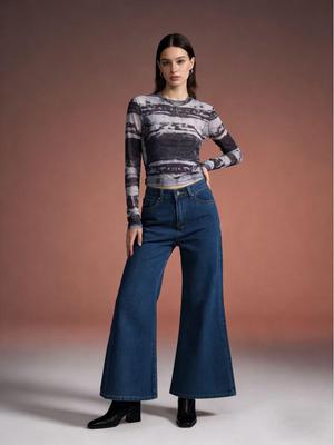 European & American High-Waisted Washed Wide-Leg Micro-Flare Jeans for Women