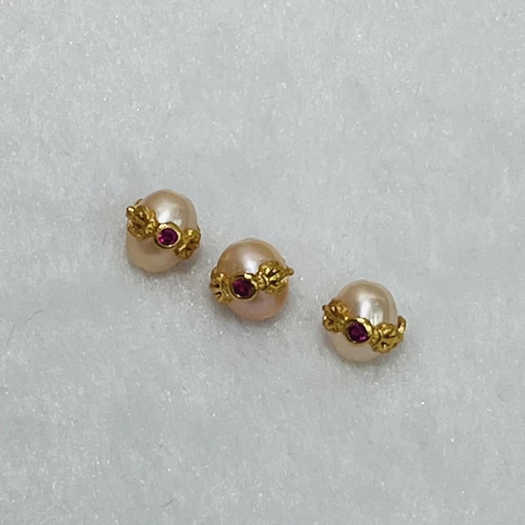1Pc, Artificial Pearl Beads with Golden Setting and Red Gems Accents, Pink Rice Beads with Hole, for Jewelry Making DIY Materials Accessories 0.9-1cm