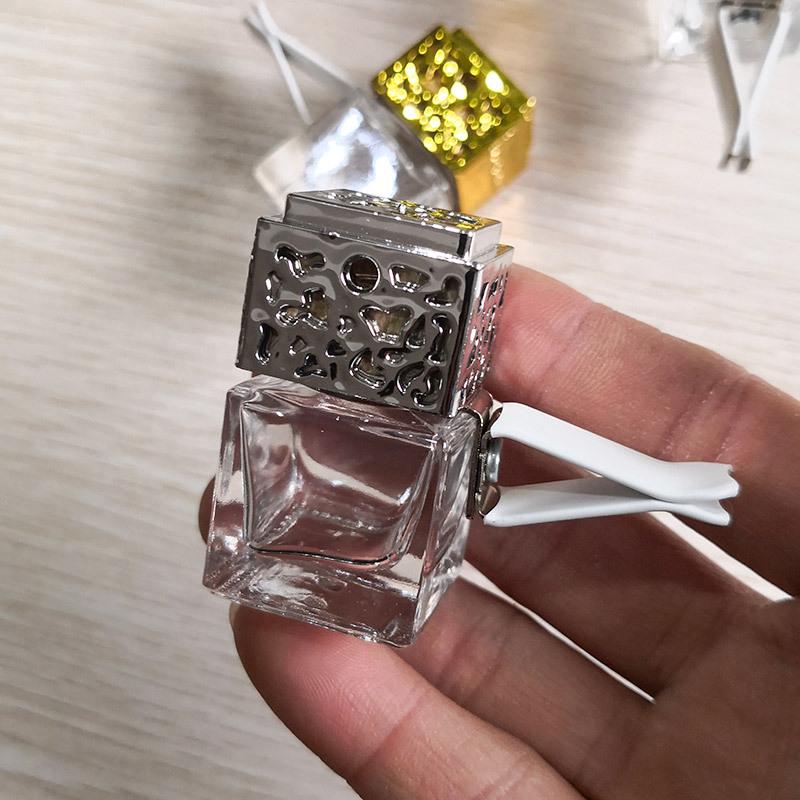Car Vent Glass Aromatherapy Bottle - Essential Oil Scented Ornament for Car Interior Decoration