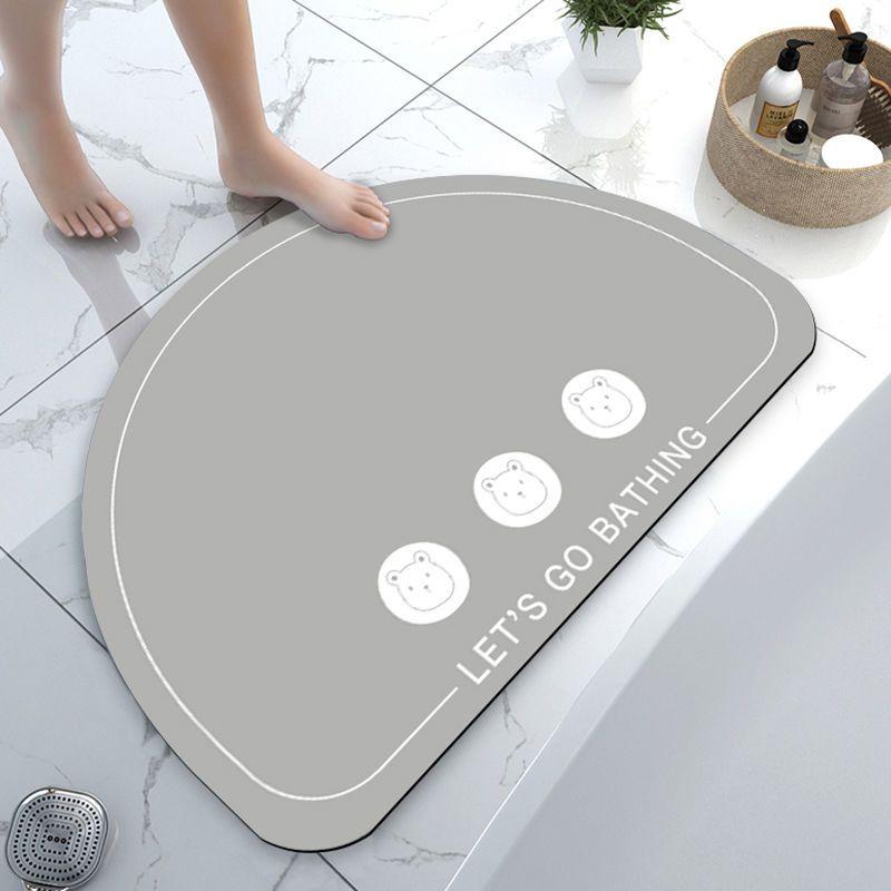 Diatom Mud Bathroom Cartoon Door Mat, Water Absorption and Non-slip Toilet Quick-drying Toilet Semicircular Door Mat Is Simple