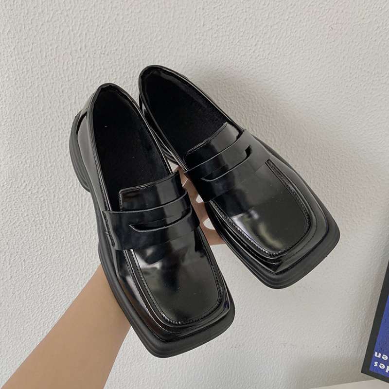White Loafers Niche Autumn Retro British Style Design Sense Single Shoes Women's Shoes Platform Small Leather Shoes Square Head French