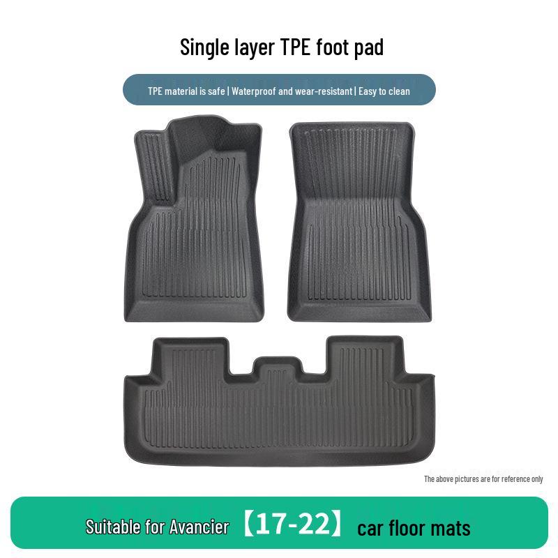 Three-piece TPE floor mat set for Honda Avancier models (2017-2022).