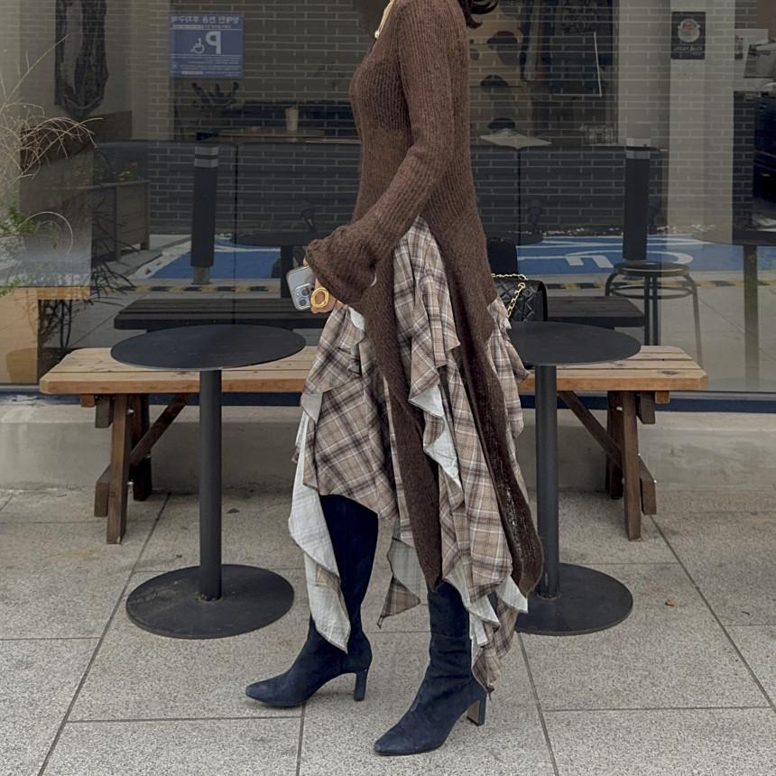 2026 Korean Chic Retro Plaid Asymmetrical Skirt