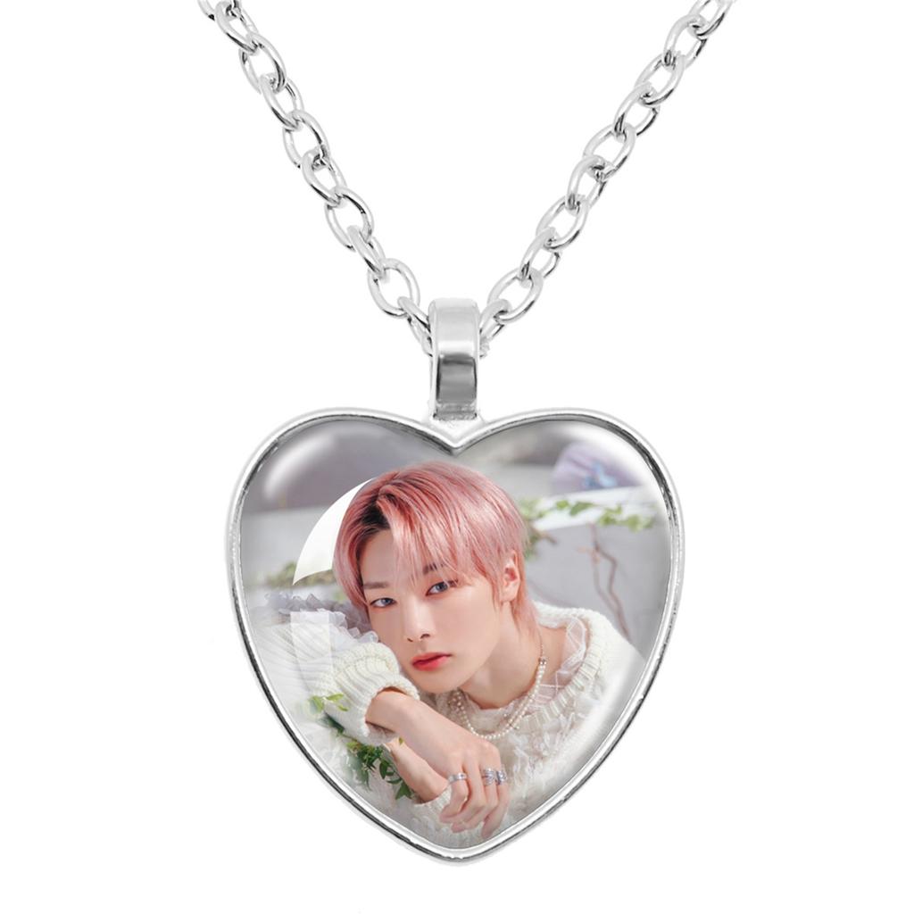 Star Surrounding Time  Heart Shaped Necklace Stray Children's Pendant
