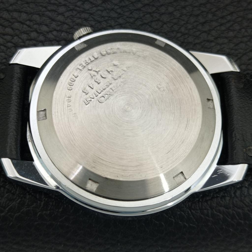 VINTAGE REFURBISHED SEIKO 5 AUTOMATIC JAPAN MENS WHITE DIAL WATCH a445551-1