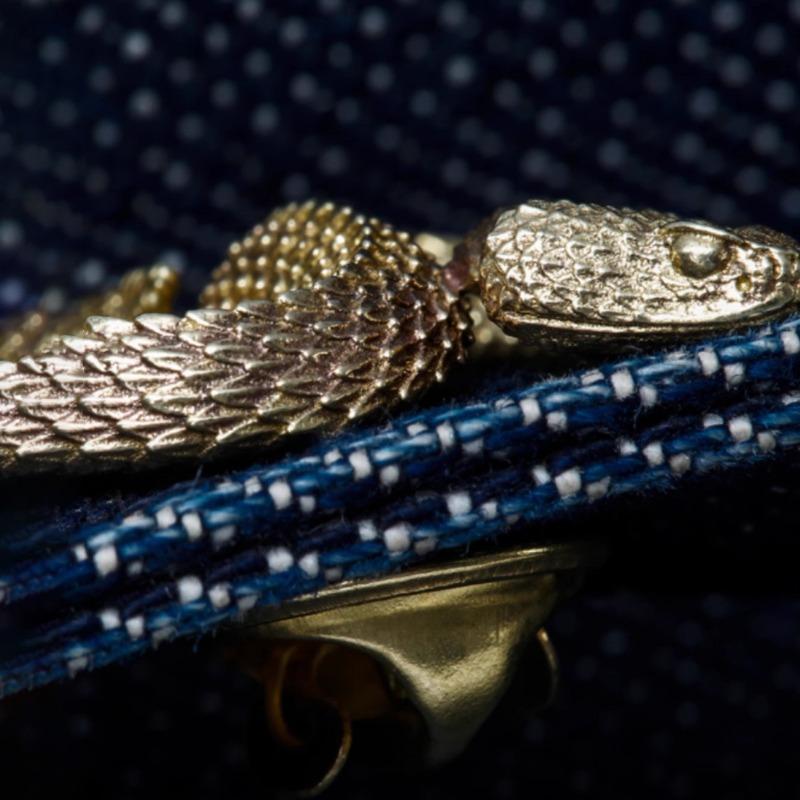 Snake-shaped Brooch, Exquisite Rattlesnake Badge, Personalized Little Snake Anti-glare Collar Buckle Decorative Accessory