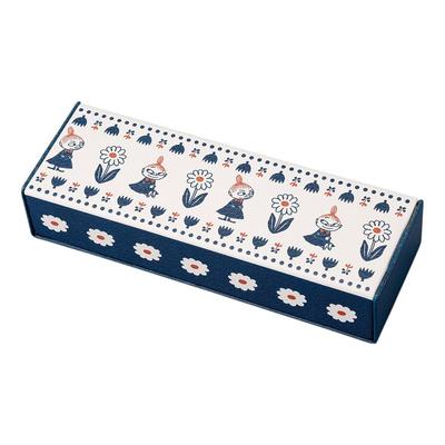 Perłowe etui na okulary Moomin Little My z syntetycznym magnetycznym zapięciem i wyściółką z mikrofibry, kwiatowy wzór, świetny prezent na Dzień lub Dzień Stojaka, skóra, tkanina,