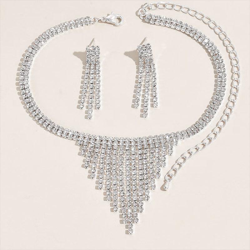 Exquisite Luxury Temperament Necklace Earrings Set Banquet Dress Full Diamond Fringe Jewelry Fashion Versatile Bridal Jewelry