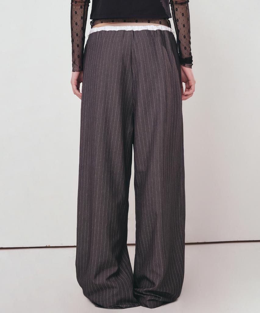 Nigaennikol Stripe Layered Pintuck Slacks_Charcoal