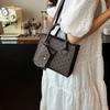 Retro Trend Atmospheric Handbag, High-end Texture Temperament Versatile Wide Shoulder Strap Single Shoulder Messenger Bag Women