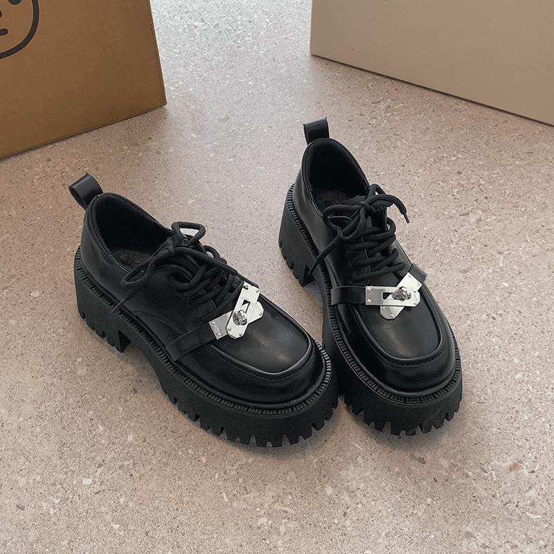 

Осенние туфли из кожи на платформе с толстым каблуком, одинарные туфли, новые туфли-муффины на высоком каблуке, женские туфли с ремешком-замком, черные, модные 40