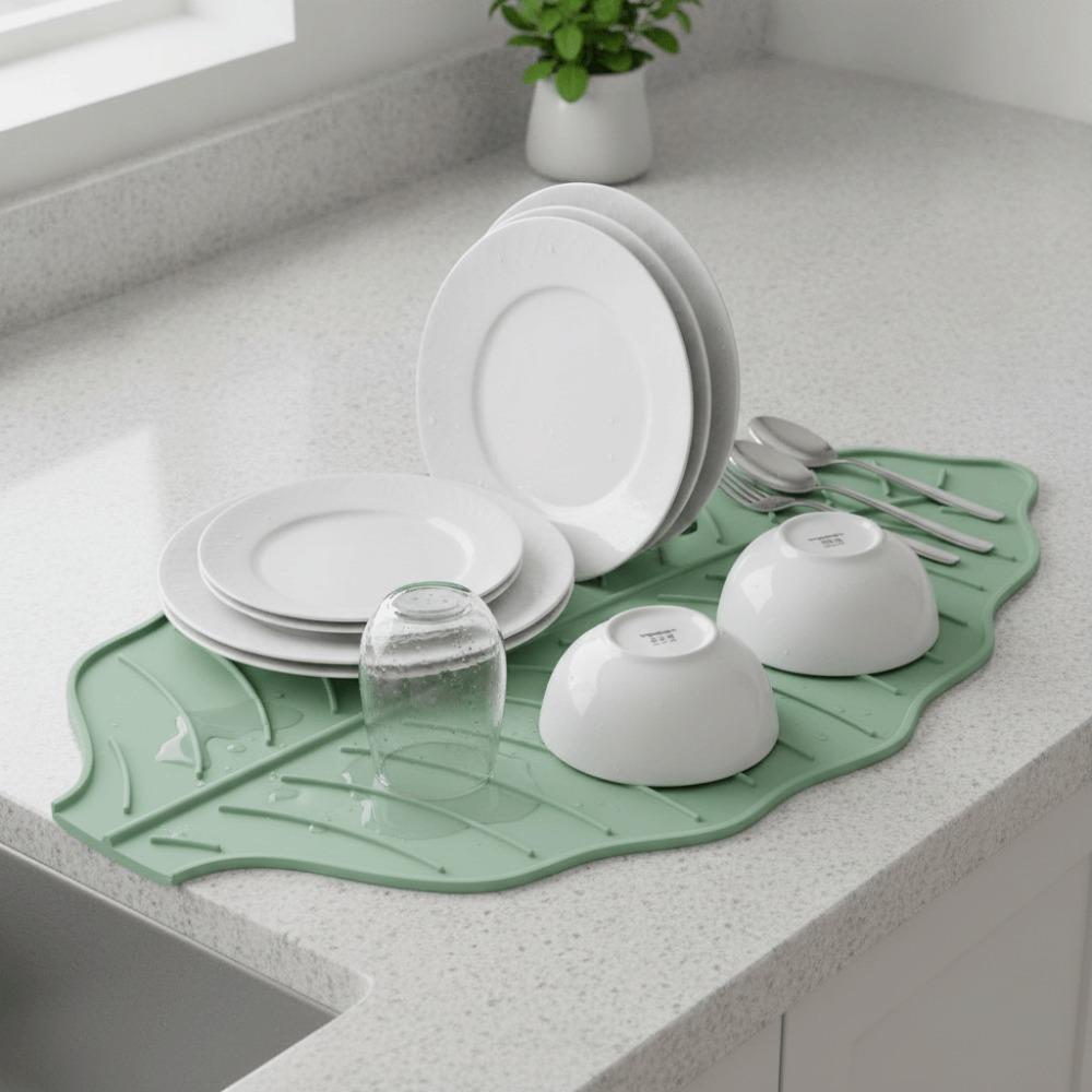 Silicone Leaf Shape Kitchen Dish Draining Mat Non-Slip Pot Holder  Kitchen Utensil