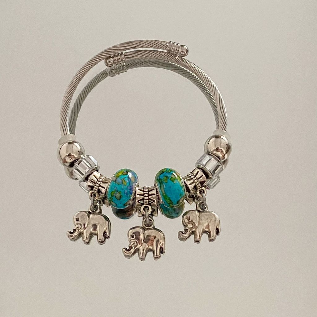 Modern Elephant Bead Bracelet With Stainless Steel Material For Fashion Casual Wear