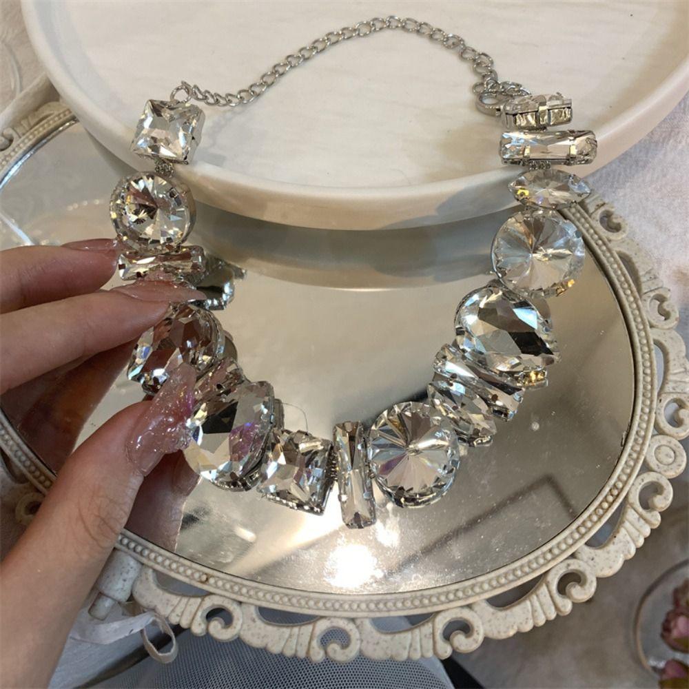 Exaggerated Crystal Necklace Adjustable Women's Choker Sweet Rhinestone Necklace Gifts