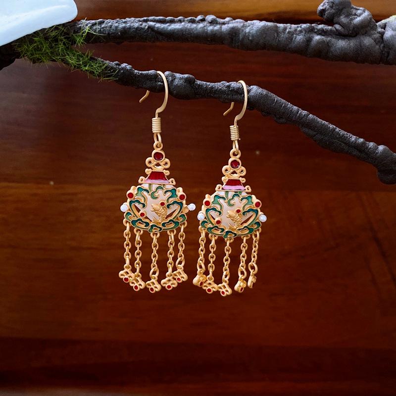 New Chinese Style Oil Drop Butterfly Flower Gourd Pearl Fringed Earrings Retro Ear Hook Light Luxury National Style Earrings Women