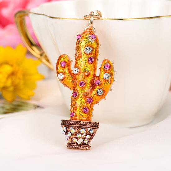 Keychain Sparkling Rhinestones Inlaid Cactus Design Keychain Pendant Enamel Oil Drip Process Smooth Edges Spring Buckle Key Holder Backpacks Accessory