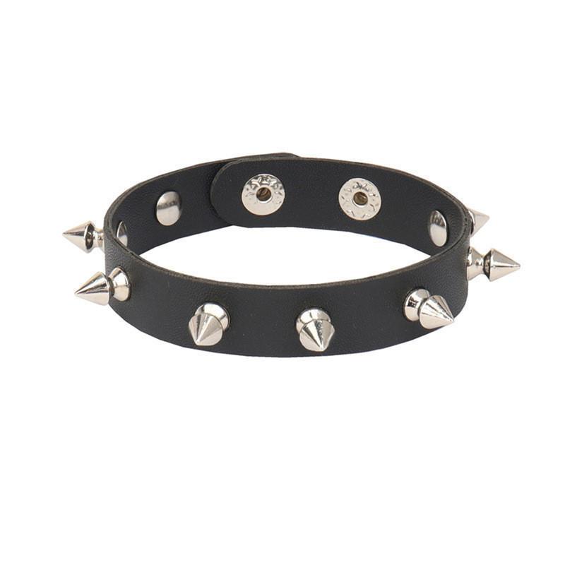 Bracelet Punk Rock Nouvelle Étoile 2025 en Faux Cuir Pour Hommes Femmes Jonc à Pointes Bijoux Gothiques Cosplay Vêtements Emo Accessoires