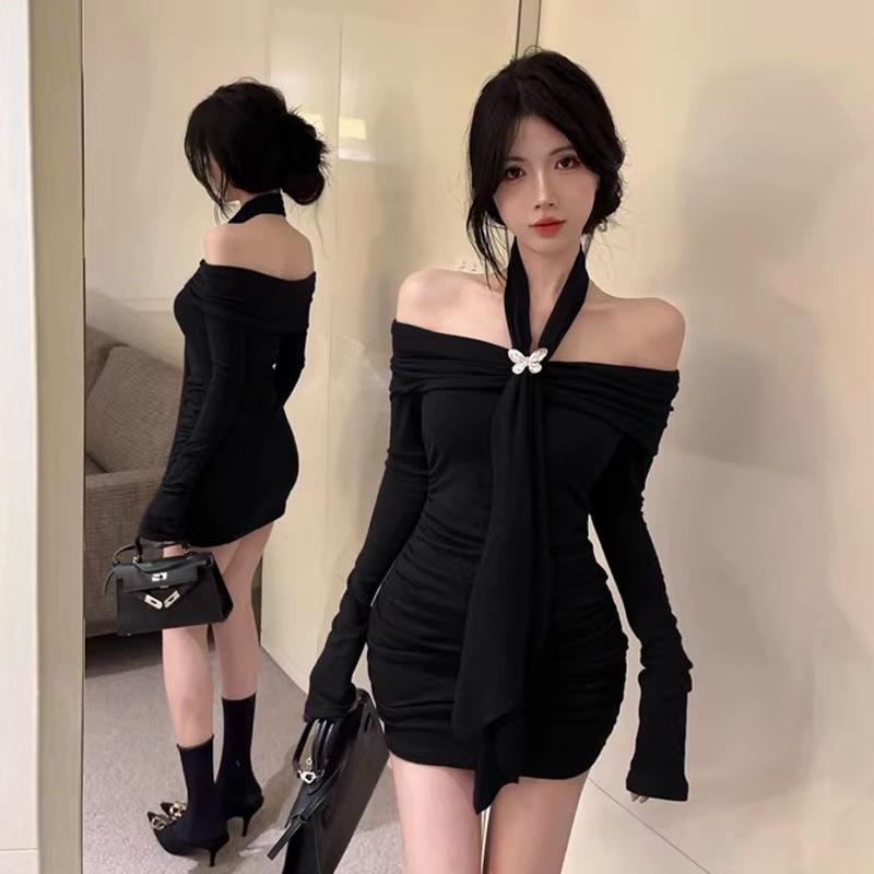 Pure Desire Sexy One-word Shoulder Neck Long-sleeved Dress Women's Autumn New Slim and Thin Pleated Hip-wrapped Short Skirt