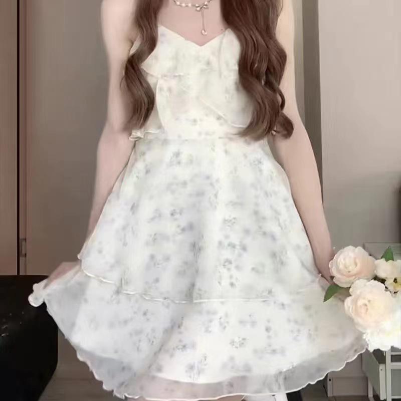 Elegant Floral Suspender Skirt: French Retro Slim V-Neck Dress, This Year's Trendy Sweet Women's Fashion