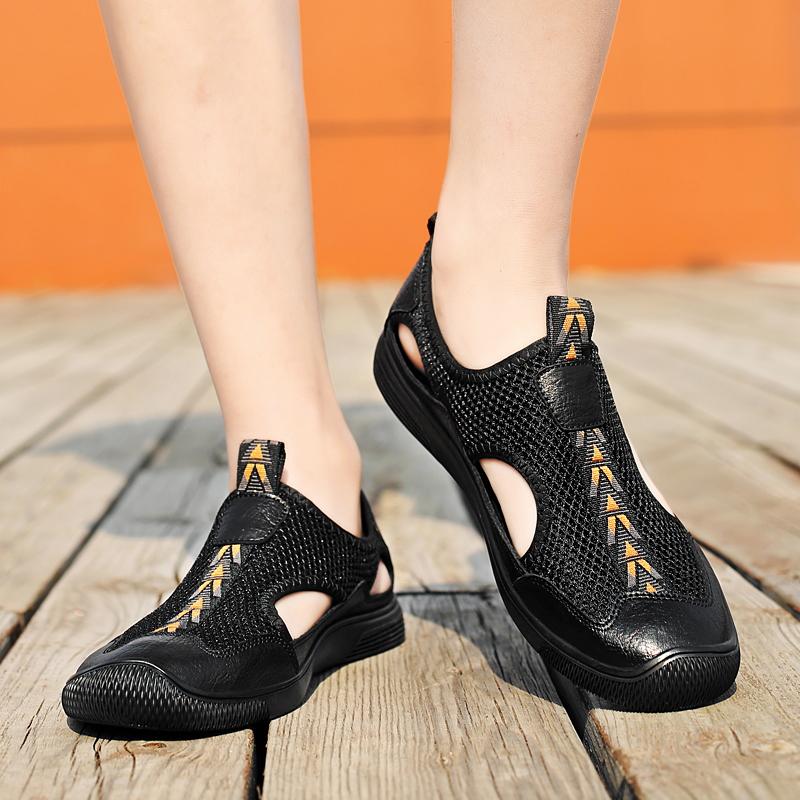 Sandale Bărbătești din Piele Perforată Plajă Exterior Mesh Piele Moale Pantofi Casual Timp Liber Durabili Bărbați 2024 Adidași Noi de Vară