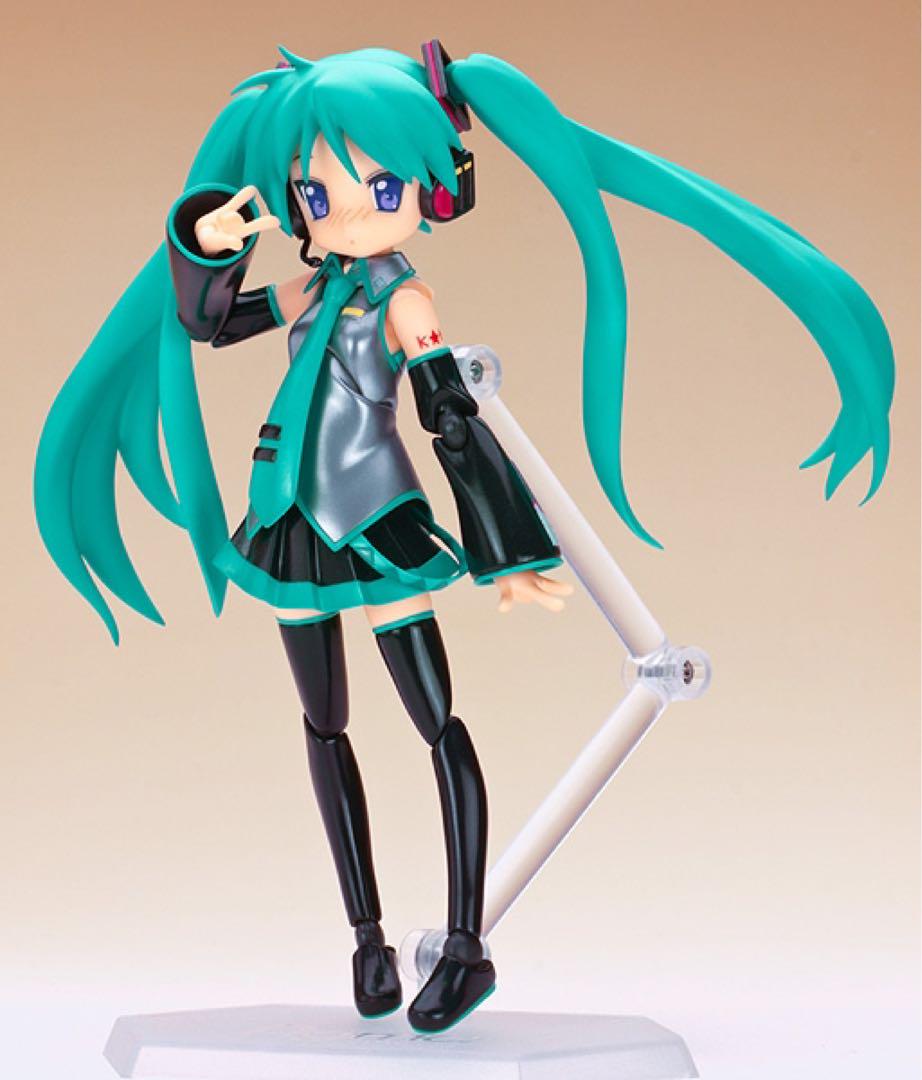 

[USED] figma 035 Kagami Hiiragi Cosplay ver.