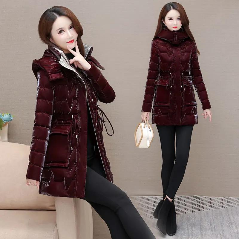 

Женский глянцевый пуховик одноразовый зимний утолщенный с капюшоном средней длины XXXXXL вино красного