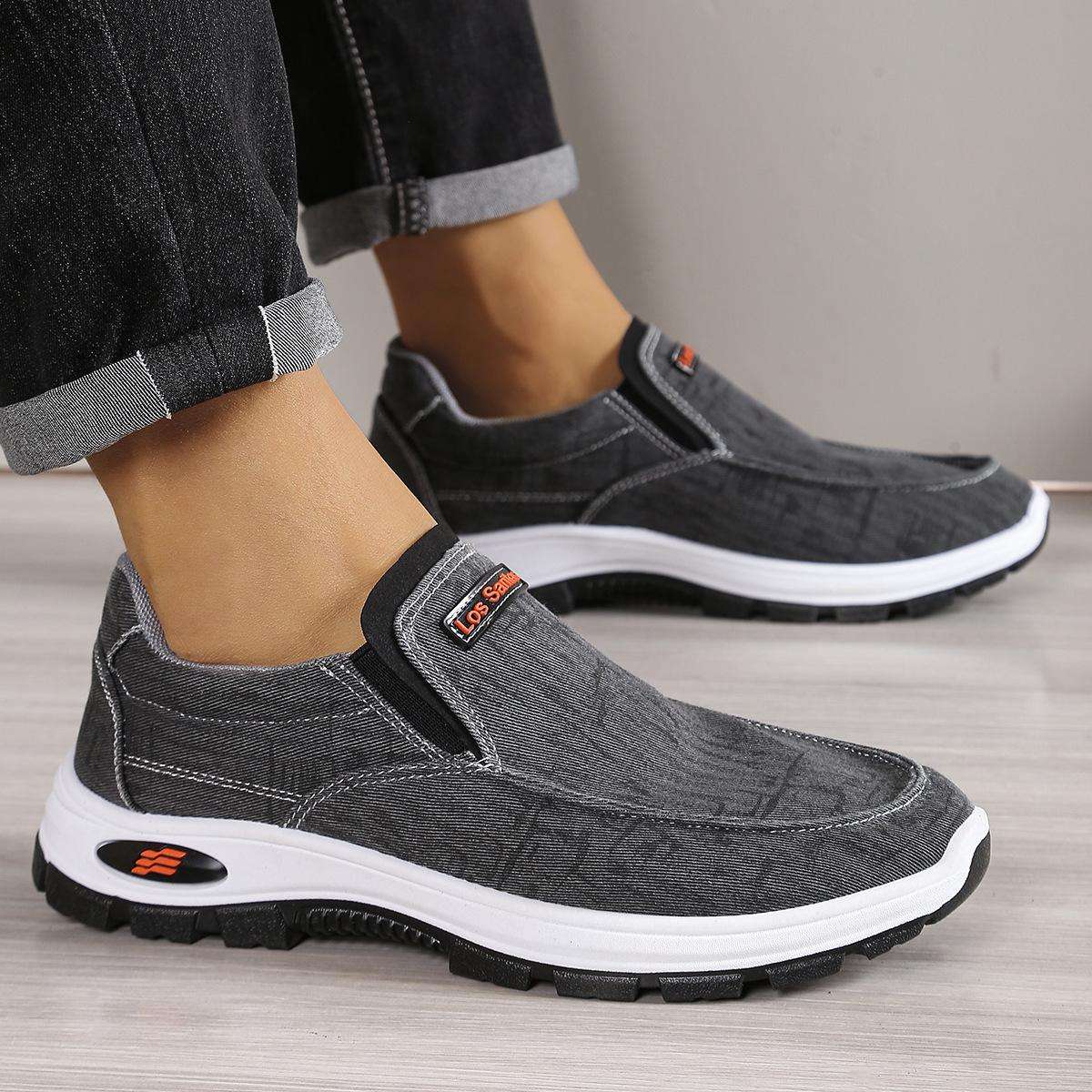 

Туфли-лодочки весенние на одной педали для среднего и пожилого возраста с мелким вырезом из ткани мужские туфли 44 чёрный