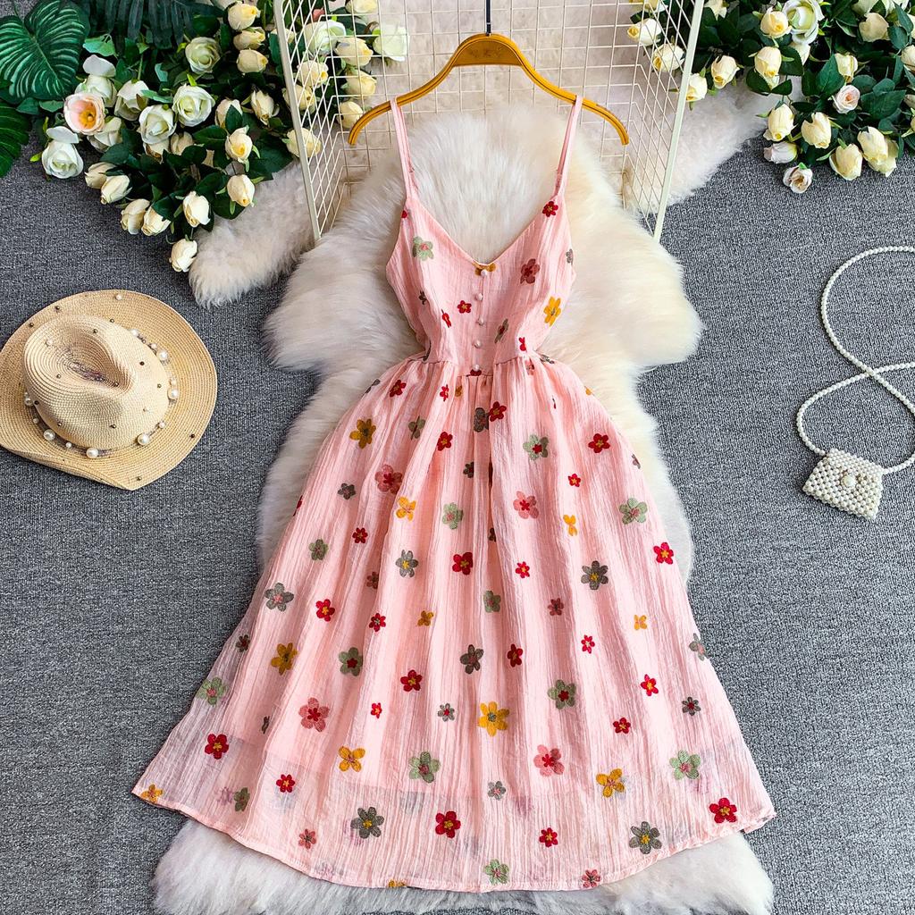 Gentle wind sweet embroidery floral dress women's summer seaside vacation wind V-neck waist thin A-word suspender skirt