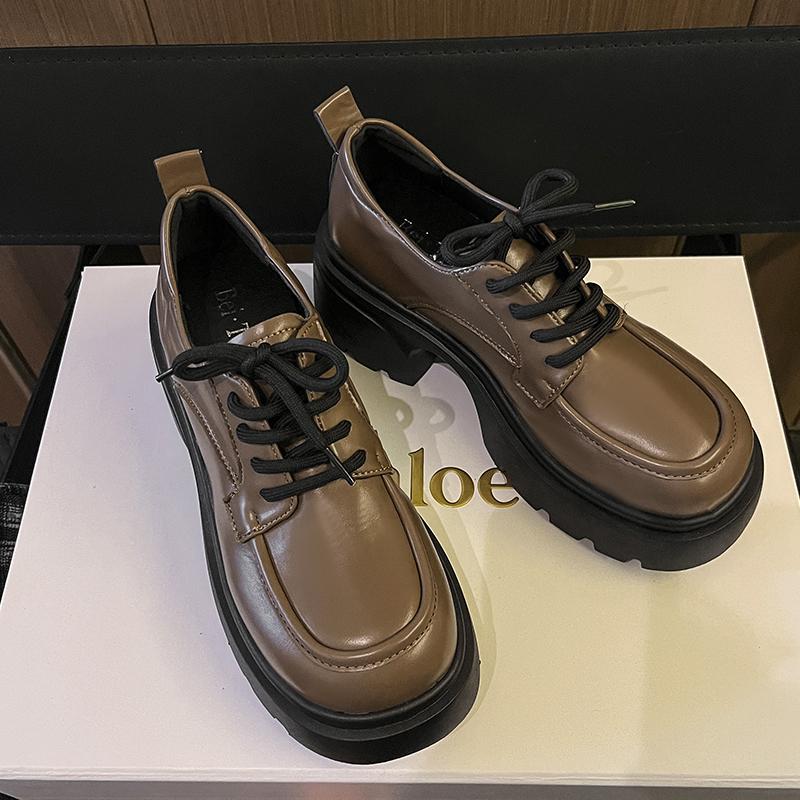 

Модная обувь Женская повседневная женская обувь Кроссовки на плоской подошве Оксфорды Универсальная платформа Осенняя обувь в британском стиле с круглым носком Новые на каблуках 40 коричневый