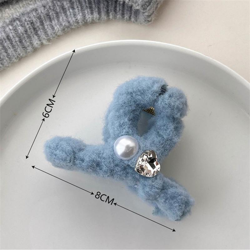 1/2/3Pcs Plush Heart Hair Clips For Women Autumn Winter Fur Hair Crab Clip Elegant Shark Hair Claws Headwear Hair Accessories