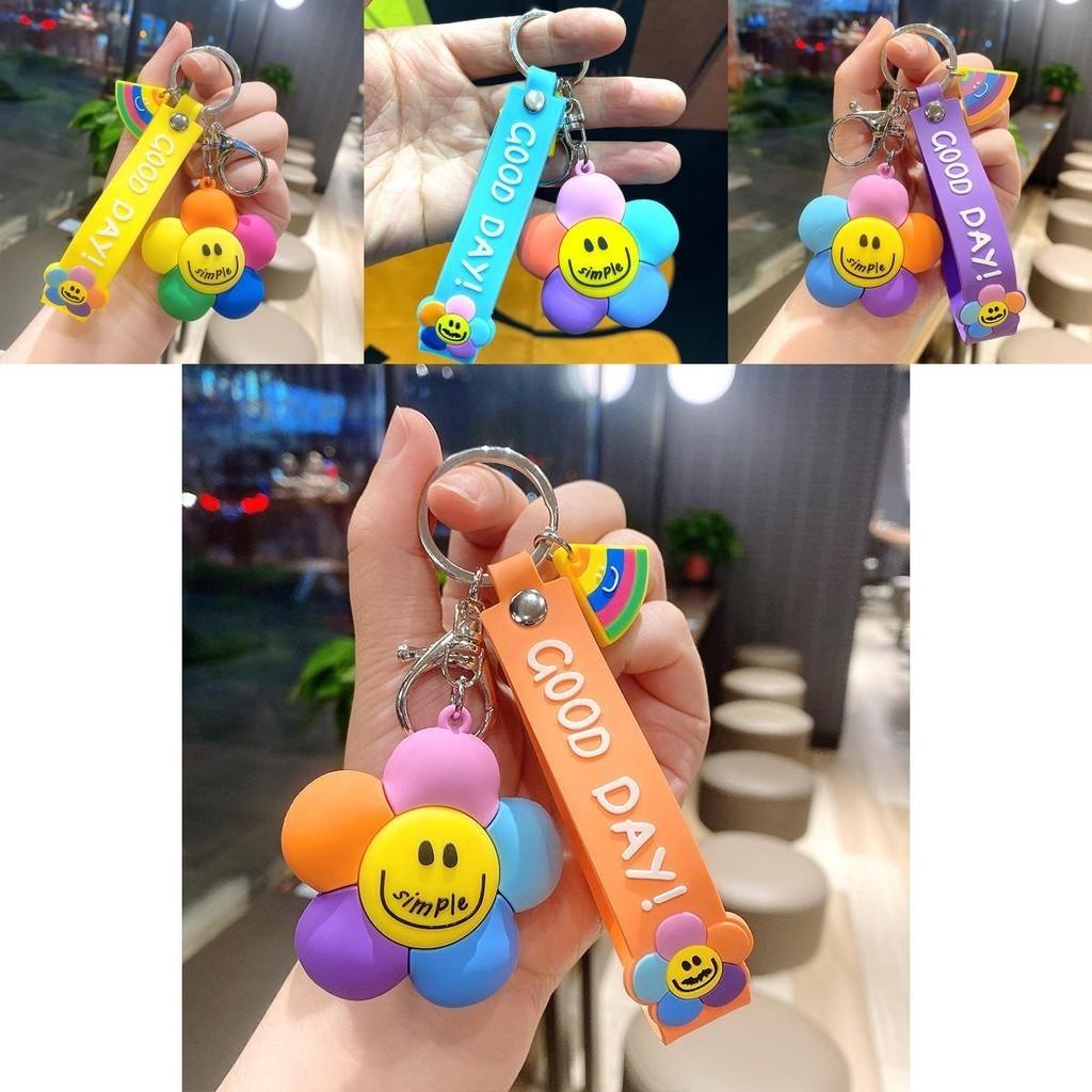 Colorful Adorable Smiley Face Keychain Cute Cartoon Pvc Keyring For Birthdays Parties And