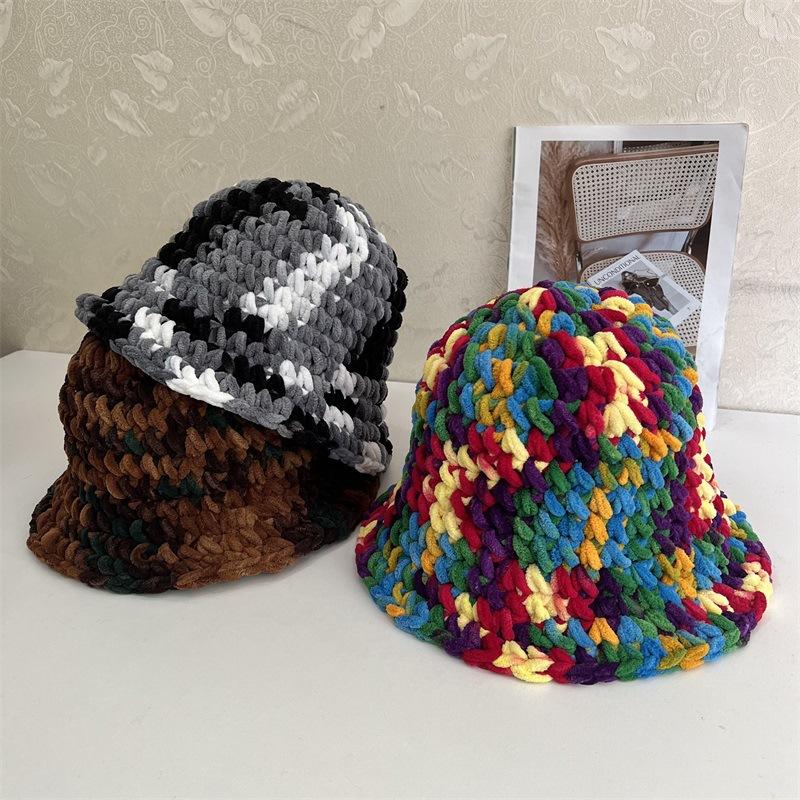 

Mixed color rough knitted hat women s autumn and winter warm niche color matching bucket hat M（56-58cm） чорний