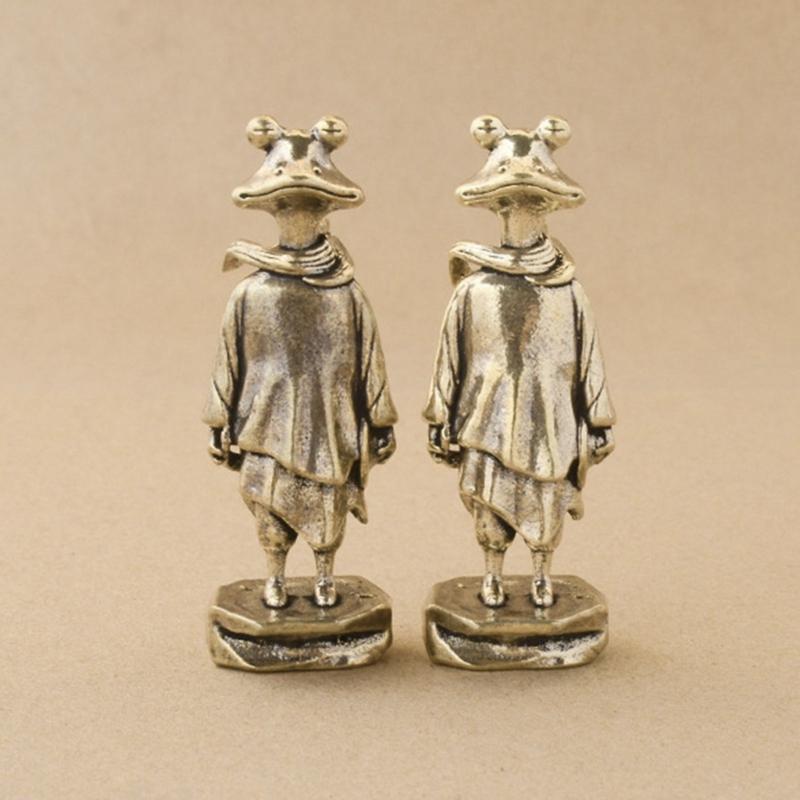 Brass Frogs Swordsman Figurine Antique Frogs Standing Miniature Statue for Living Room Study Artistics Home Accent