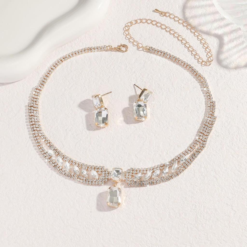 Exaggerated Fashion Crystal Gemstone Jewelry Set: Water Drop Necklace, Earrings, and Ring