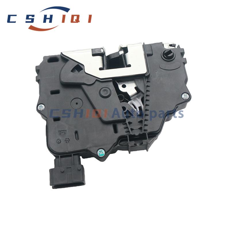 13431845 Siłownik zamka tylnych prawych drzwi Samochód 55702905 Do Opel Corsa D 2006-2014 Meriva B 2010-2017 Części samochodowe