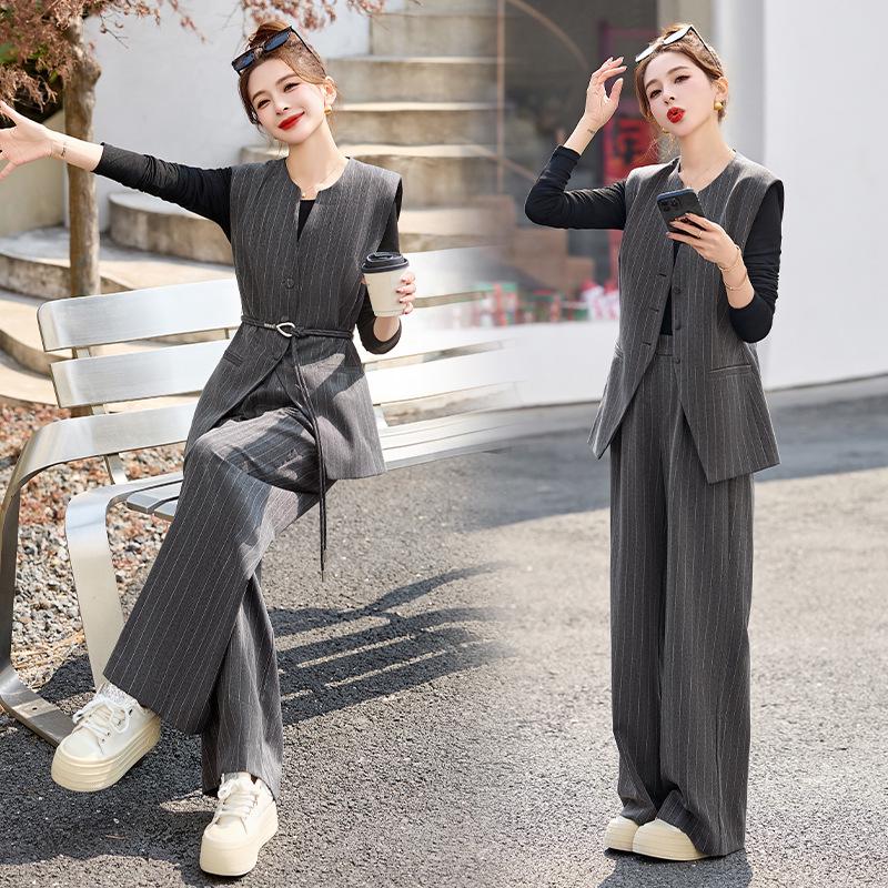 

Весна 2025 Полосатый приталенный жилет и брюки широкого кроя, комплект из двух предметов S 80-110 lbs