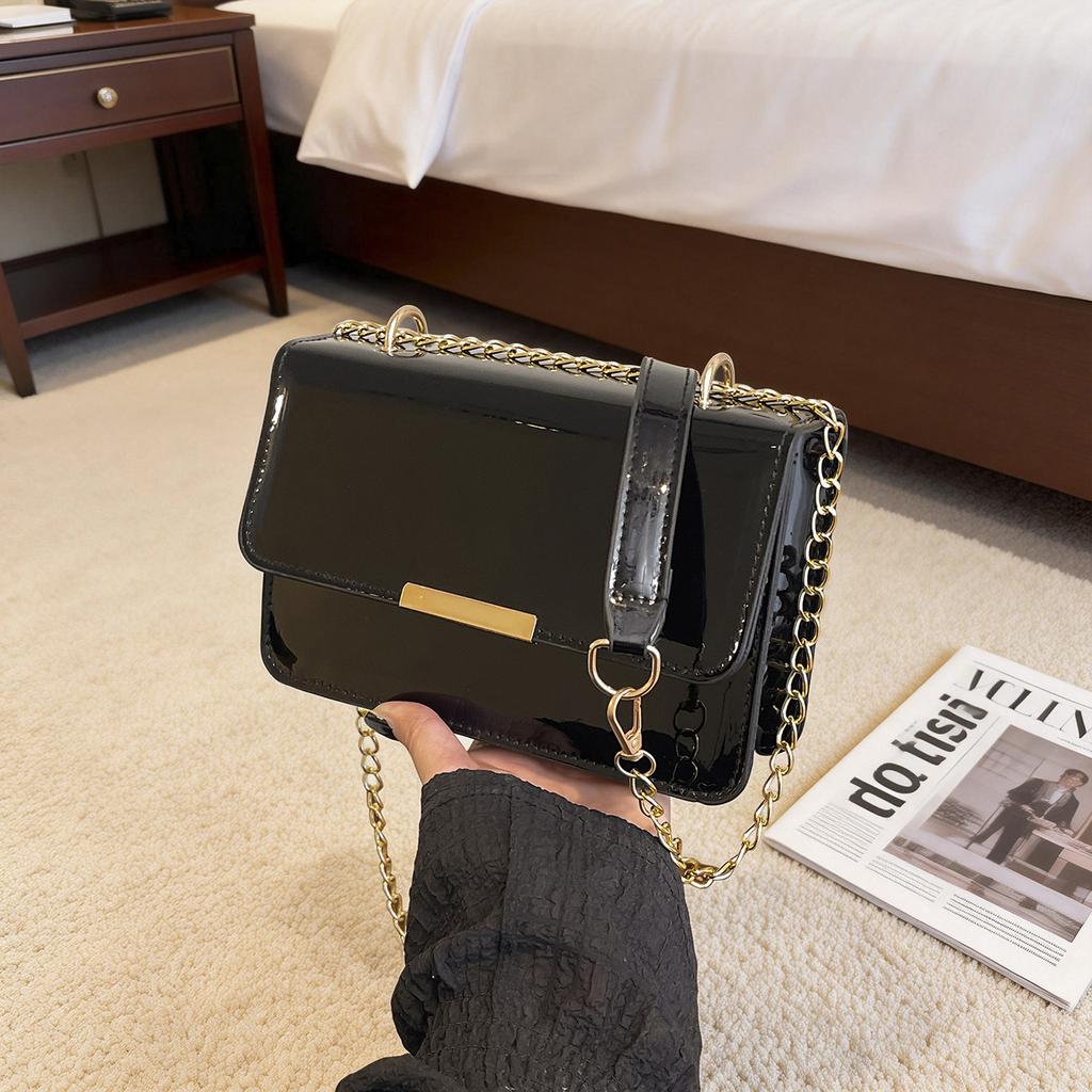 Handcrafted Upgraded Style, Simple and Elegant Single-shoulder Crossbody Small Bag