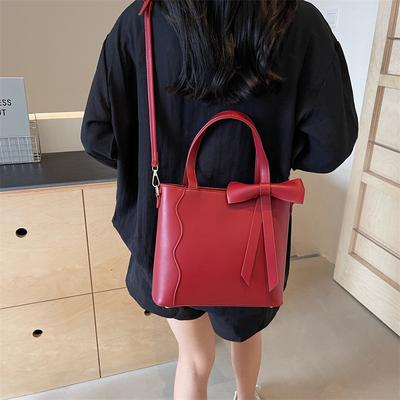 Geantă de mireasă cu fundă roșie, geantă de mână cu capacitate mare, geantă pătrată, nouă la modă, versatilă, geantă crossbody, geantă de navetă cu un umăr