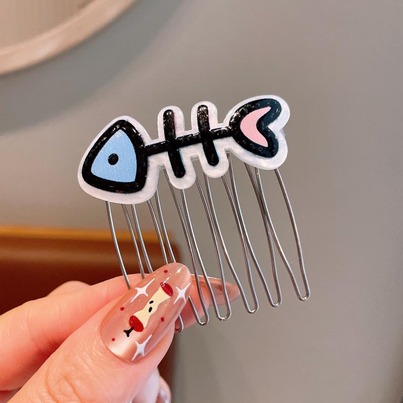 Girly Gradient Fish Bone Hair Comb & Clip – Cute Styling Accessory for Flyaways & Bangs
