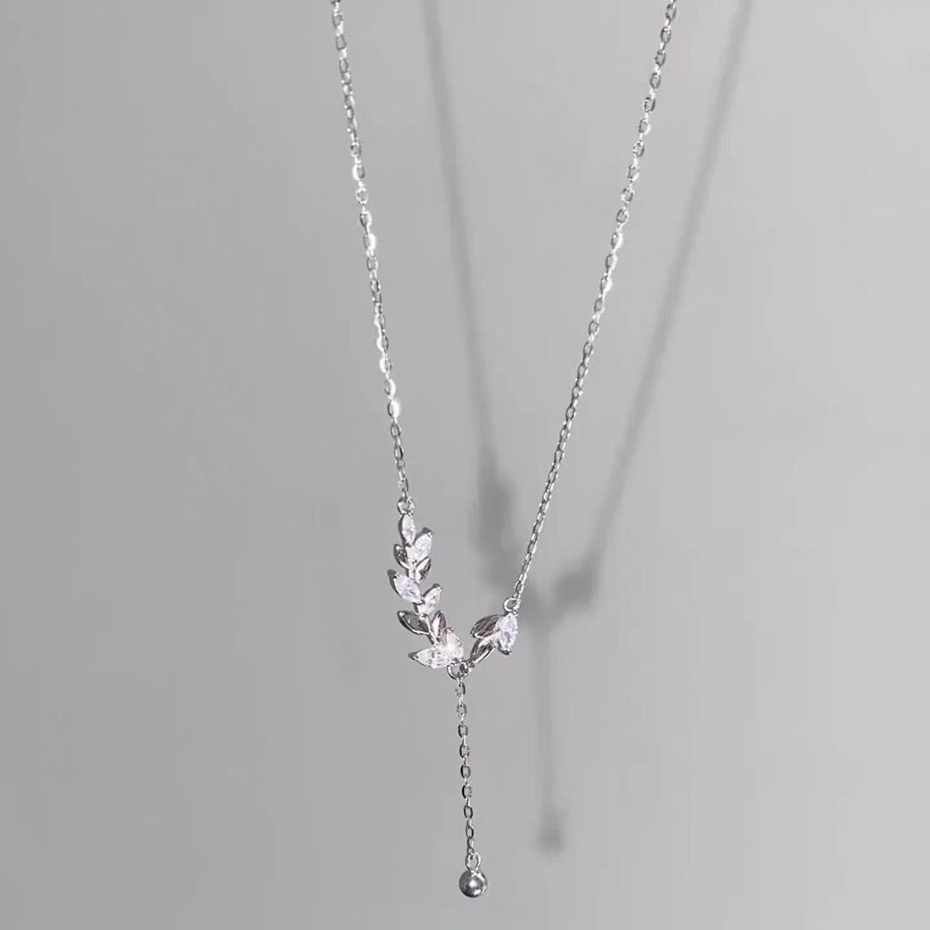 Zhongying Wheat Ear Necklace, Women's Luxurious Tassel Clavicle Chain, Versatile Celebrity Style for a Sophisticated Look.