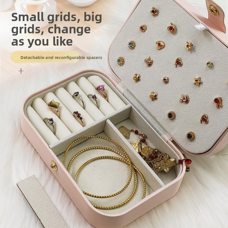 Portable travel jewelry storage box, compact and easy to carry, organizer for earrings, necklaces, jewelry, and rings