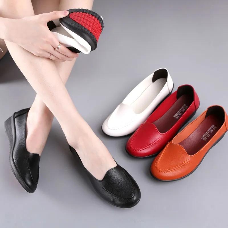 Handmade Leather Soft Shoes Female Flats Lady Round Toe Shoes Loafers Casual Shoes Women