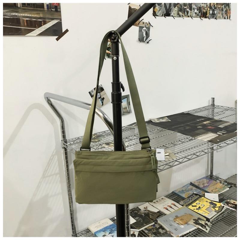 

Нишевый дизайн легкая наплечная маленькая сумка женская весенняя новая нейлоновая повседневная сумка кросс-боди большой вместимости зелёный