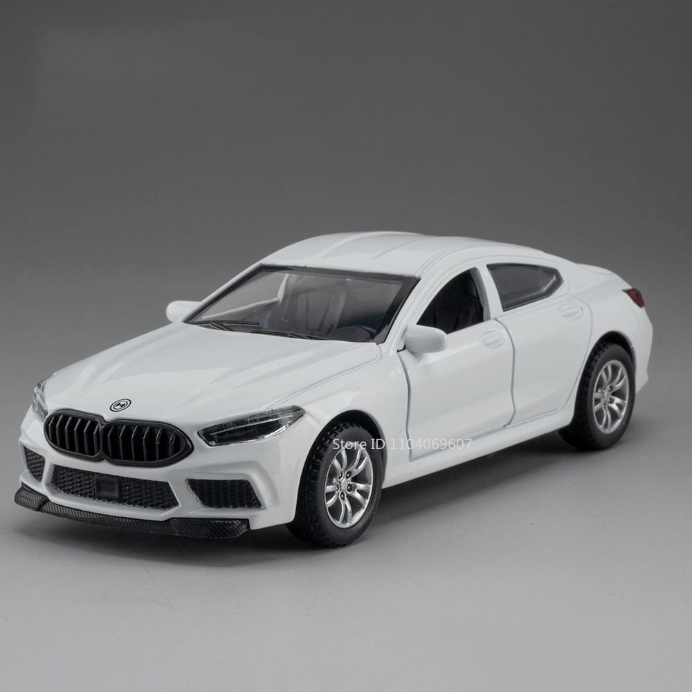 1:32 M8 Mini Police Car Toy Models Alloy Diecast Sound Light Pull Back 4 Doors Opened Rubber Tires Festival Vehicle Toys Gifts