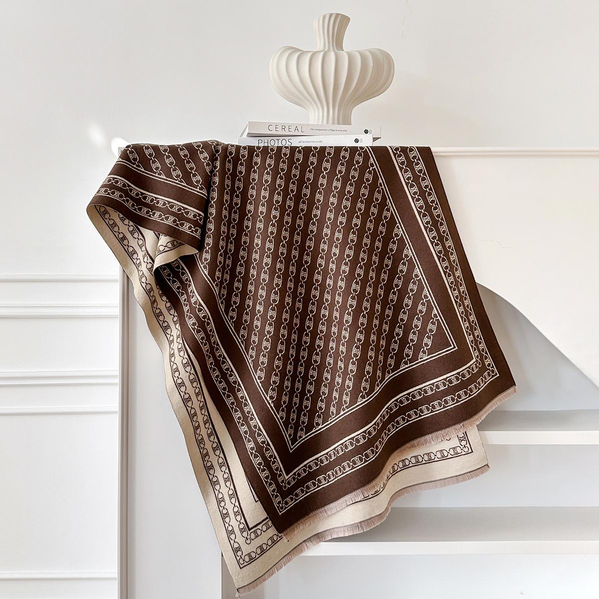 

Korean version chain printed scarf women s warm thickened imitation cashmere Internet celebrity scarf 185x65cm