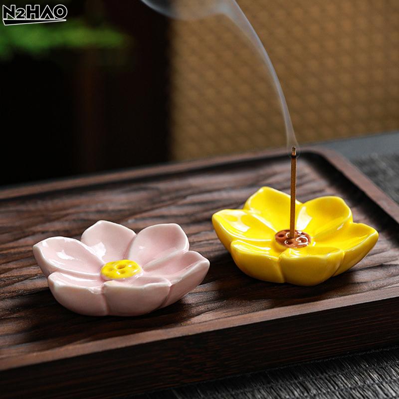 Mini 1PCS 5.5cm x 5.5cm x 1cm Incense Flat Bottom Censer Holder Ceramic Delicate Creative Portable Flower Incense Stick Holder